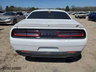 2019 Dodge Challenger SXT with VIN 2C3CDZGG6KH655517, listed as a Copart auction lot 47327064 with 69,899 mi miles and Salvage Title. Bid and sale history available at carsss.com. Image 6.