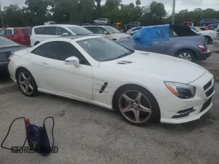 2013 Mercedes-Benz SL-Class SL 550 with VIN WDDJK7DA8DF010049, listed as a Copart auction lot 75077854 with 20,565 mi miles and Salvage Title. Bid and sale history available at carsss.com. Image 4.