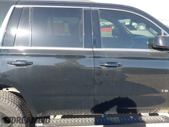 2017 Chevrolet Tahoe LT with VIN 1GNSKBKC6HR394138, listed as a IAAI auction lot 41852966 with 130,711 mi miles and . Bid and sale history available at DreamBid. Image 13.