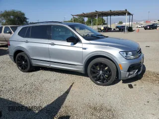 2021 Volkswagen Tiguan SE z VIN 3VV3B7AX1MM096446, wystawiony jako Copart lot #61687855 z przebiegiem 50 798 mil mil oraz Szkoda całkowita • Salvage title. Historia ofert i sprzedaży dostępna na DreamBid. Obrazek 4.