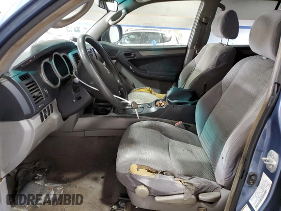 2004 Toyota 4Runner SR5 with VIN JTEBU14R540037073, listed as a Copart auction lot 43464725 with 236,201 mi miles and Salvage Title. Bid and sale history available at DreamBid. Image 7.