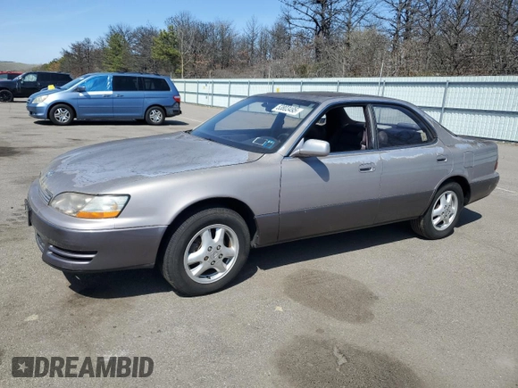 1996 Lexus ES 300 z VIN JT8BF12G3T0149822, wystawiony jako Copart lot #53803495 z przebiegiem 53 648 mil mil oraz Czysty tytuł • Clean title. Historia ofert i sprzedaży dostępna na DreamBid. Obrazek 1.