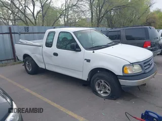 2000 Ford F-150 z VIN 2FTPX17Z9YCA99510, wystawiony jako IAAI lot #42039891 z przebiegiem 182 615 mil mil oraz . Historia ofert i sprzedaży dostępna na DreamBid. Obrazek 1.