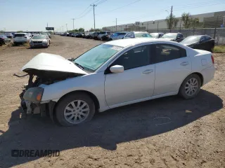 2011 Mitsubishi Galant FE z VIN 4A32B2FF0BE028698, wystawiony jako Copart lot #81211433 z przebiegiem 137 555 mil mil oraz Czysty tytuł • Clean title. Historia ofert i sprzedaży dostępna na DreamBid. Obrazek 1.