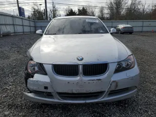 2007 BMW 3 Series 328xi with VIN WBAVC93587KX55997, listed as a Copart auction lot 48160595 with 318,852 mi miles and Salvage Title. Bid and sale history available at carsss.com. Image 5.
