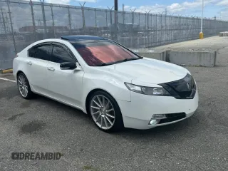 2010 Acura TL Technology z VIN 19UUA9F56AA009661, wystawiony jako Copart lot #58047035 z przebiegiem 136 865 mil mil oraz Czysty tytuł • Clean title. Historia ofert i sprzedaży dostępna na DreamBid. Obrazek 1.