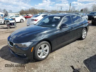 2017 BMW 3 Series 330i xDrive z VIN WBA8D9G35HNU65803, wystawiony jako Copart lot #51901045 z przebiegiem 72 562 mil mil oraz Szkoda całkowita • Salvage title. Historia ofert i sprzedaży dostępna na DreamBid. Obrazek 1.