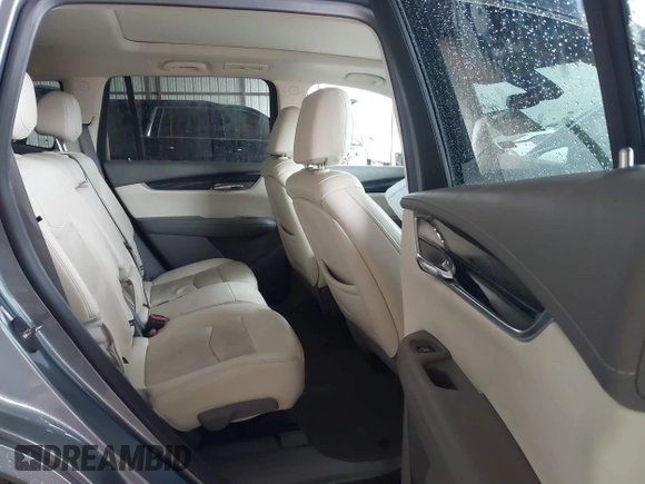 2022 Cadillac XT6 Premium Luxury z VIN 1GYKPDRS1NZ108012, wystawiony jako IAAI lot #41178333 z przebiegiem 83 987 mil mil oraz . Historia ofert i sprzedaży dostępna na DreamBid. Obrazek 8.