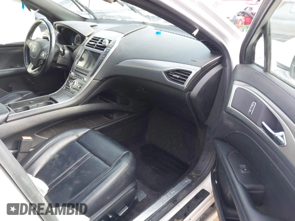 2017 Lincoln MKZ Hybrid Premiere with VIN 3LN6L5KU8HR624523, listed as a IAAI auction lot 41649075 with 126,679 mi miles. Bid and sale history available at carsss.com. Image 5.