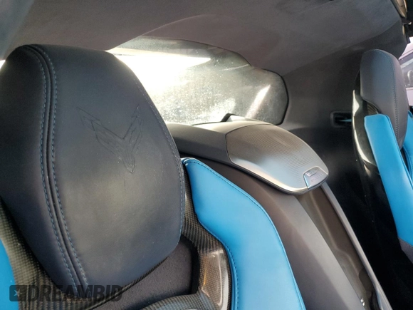 2021 Chevrolet Corvette 3LT with VIN 1G1YC2D45M5118887, listed as a Copart auction lot 76981044 with 0 mi miles and Salvage Title. Bid and sale history available at carsss.com. Image 10.