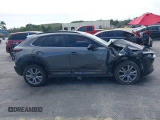 2021 Mazda CX-30 Preferred with VIN 3MVDMACLXMM228431, listed as a IAAI auction lot 41575602 with 67,854 mi miles. Bid and sale history available at carsss.com. Image 13.