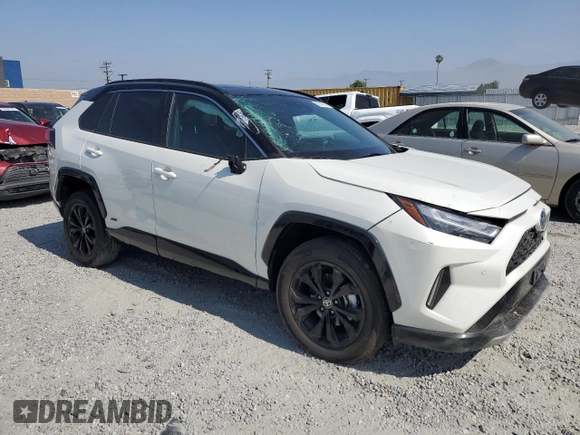 2022 Toyota RAV4 Hybrid XSE с VIN 4T3E6RFV6NU086056, выставлен на аукционе Copart как лот 60143275 с пробегом 37 948 миль миль и Списание • Salvage title. История ставок и продаж доступна на DreamBid. Изображение 4.