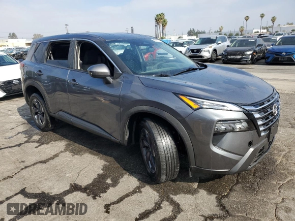 2025 Nissan Rogue SV with VIN 5N1BT3BAXSC810384, listed as a Copart auction lot 54166065 with 4,757 mi miles and Clean Title. Bid and sale history available at DreamBid. Image 4.
