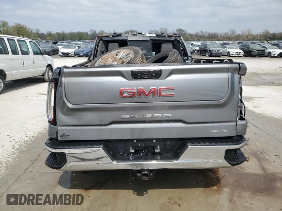 2021 GMC Sierra 1500 SLT z VIN 3GTU9DED3MG483415, wystawiony jako Copart lot #52741395 z przebiegiem 51 537 mil mil oraz Szkody całkowita. Historia ofert i sprzedaży dostępna na DreamBid. Obrazek 6.