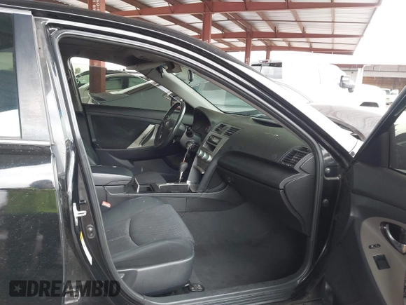 2008 Toyota Camry LE with VIN 4T1BK46K48U574586, listed as a IAAI auction lot 41756077 with 300,409 mi miles. Bid and sale history available at carsss.com. Image 5.