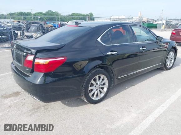 2011 Lexus LS 460 with VIN JTHCL5EF9B5009539, listed as a IAAI auction lot 42279135 with 160,081 mi miles and . Bid and sale history available at DreamBid. Image 4.