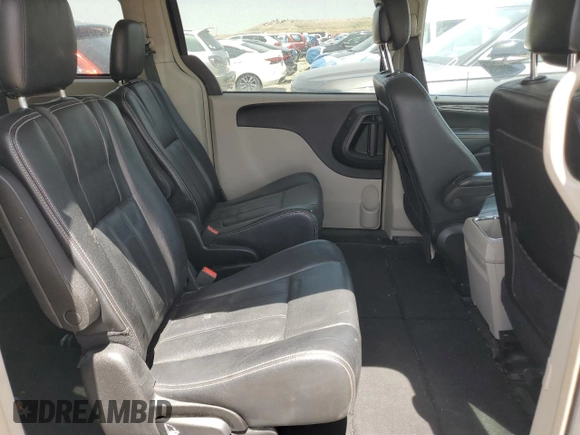 2014 Chrysler Town & Country Touring with VIN 2C4RC1BG0ER434298, listed as a Copart auction lot 55850755 with 176,453 mi miles and Clean Title. Bid and sale history available at DreamBid. Image 11.