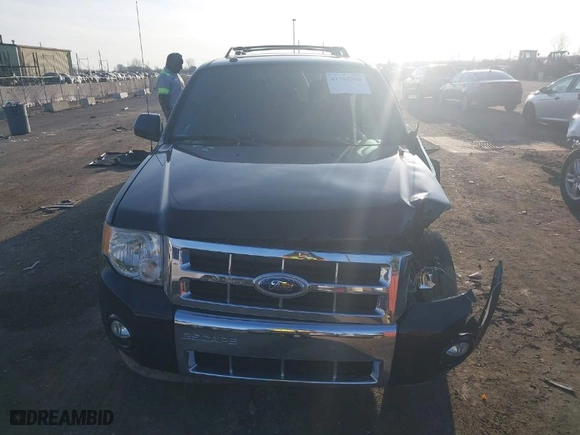 2012 Ford Escape Limited with VIN 1FMCU0E75CKC15868, listed as a IAAI auction lot 41762308 with 101,281 mi miles. Bid and sale history available at carsss.com. Image 12.