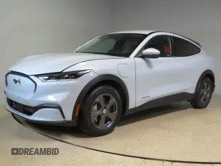 2022 Ford Mustang Mach-E Select с VIN 3FMTK1SS2NMA18639, выставлен на аукционе Copart как лот 74613084 с пробегом 8 454 миль миль и Списание • Salvage title. История ставок и продаж доступна на DreamBid. Изображение 2.