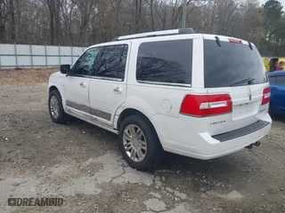 2012 Lincoln Navigator with VIN 5LMJJ2H58CEL00639, listed as a IAAI auction lot 41865368 with 145,185 mi miles. Bid and sale history available at carsss.com. Image 3.