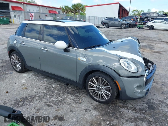2018 MINI Hardtop 4 Door Cooper S с VIN WMWXU3C55J2F51056, выставлен на аукционе IAAI как лот 42484892 с пробегом 107 460 миль миль и . История ставок и продаж доступна на DreamBid. Изображение 1.