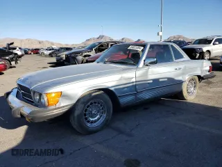 1984 Mercedes-Benz 380 with VIN WDBBA45A4EA012506, listed as a Copart auction lot 84823384 with 124,770 mi miles and Salvage Title. Bid and sale history available at carsss.com. Image 1.