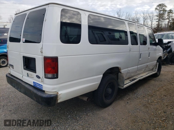 2008 Ford Econoline Passenger XL with VIN 1FBSS31L28DA69858, listed as a Copart auction lot 47398255 with 213,332 mi miles and Salvage Title. Bid and sale history available at DreamBid. Image 3.