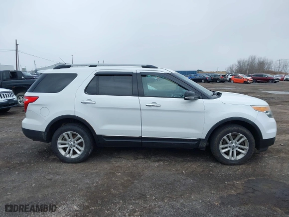 2014 Ford Explorer XLT with VIN 1FM5K8D87EGB54228, listed as a IAAI auction lot 41982245 with 172,827 mi miles. Bid and sale history available at carsss.com. Image 13.