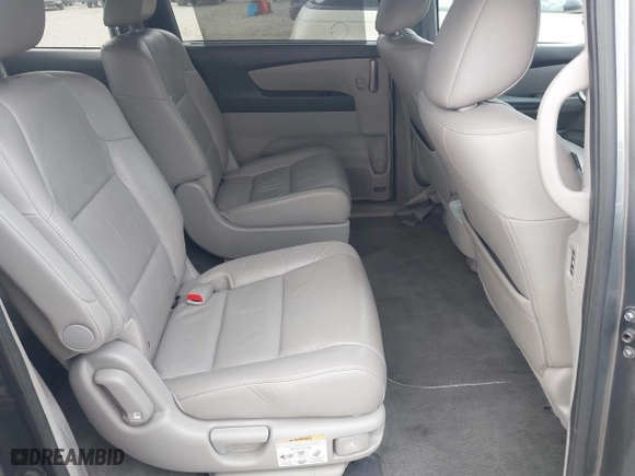 2011 Honda Odyssey EX-L with VIN 5FNRL5H61BB097069, listed as a IAAI auction lot 41723100 with 252,529 mi miles. Bid and sale history available at carsss.com. Image 8.