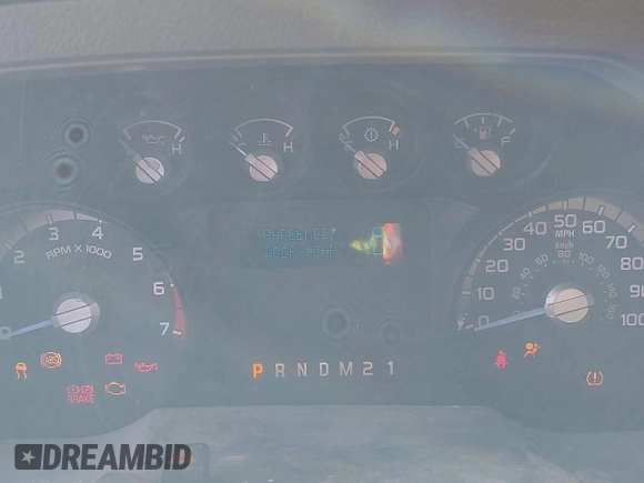 2015 Ford F-250 XLT with VIN 1FTBF2B63FEB97343, listed as a IAAI auction lot 41536666 with 172,170 mi miles and . Bid and sale history available at DreamBid. Image 7.