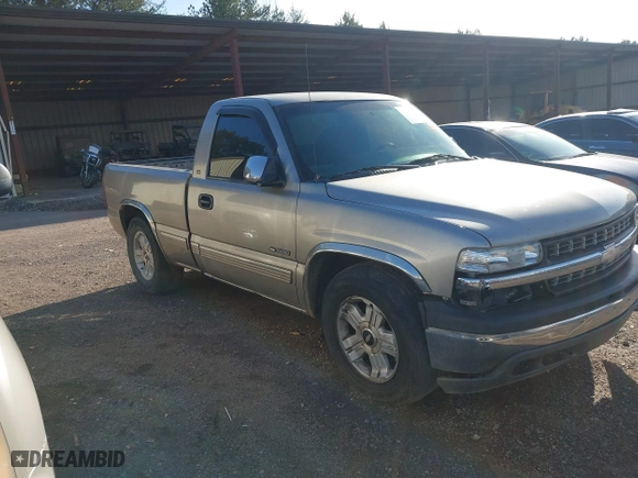 2000 Chevrolet Silverado 1500 with VIN 1GCEC14V7YZ182716, listed as a IAAI auction lot 41593759 with 361,512 mi miles. Bid and sale history available at carsss.com. Image 1.