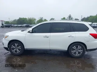 2017 Nissan Pathfinder SV with VIN 5N1DR2MN3HC625541, listed as a IAAI auction lot 42372722 with 225,329 mi miles and . Bid and sale history available at DreamBid. Image 14.