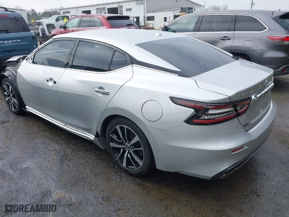 2021 Nissan Maxima SV with VIN 1N4AA6CV0MC506319, listed as a IAAI auction lot 41638982 with 71,792 mi miles. Bid and sale history available at carsss.com. Image 3.