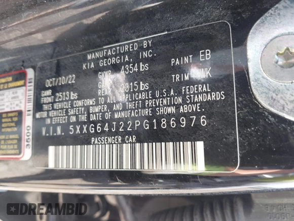 2023 Kia K5 GT-Line z VIN 5XXG64J22PG186976, wystawiony jako IAAI lot #42241886 z przebiegiem 39 502 mil mil oraz . Historia ofert i sprzedaży dostępna na DreamBid. Obrazek 9.