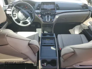 2024 Honda Odyssey Elite with VIN 5FNRL6H90RB039223, listed as a Copart auction lot 48995265 with 9,740 mi miles and Salvage Title. Bid and sale history available at carsss.com. Image 8.