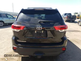 2019 Toyota Highlander LE z VIN 5TDZZRFH5KS360833, wystawiony jako Copart lot #52338595 z przebiegiem 34 386 mil mil oraz Szkoda całkowita • Salvage title. Historia ofert i sprzedaży dostępna na DreamBid. Obrazek 6.