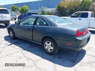2000 Honda Accord LX z VIN 1HGCG2249YA009971, wystawiony jako IAAI lot #42521611 z przebiegiem 251 803 mil mil oraz . Historia ofert i sprzedaży dostępna na DreamBid. Obrazek 3.