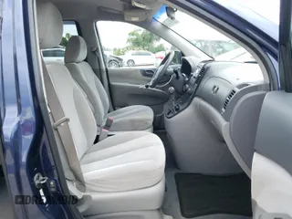 2008 Kia Sedona LX with VIN KNDMB233386236924, listed as a Copart auction lot 84745164 with 259,803 mi miles and Non Repairable. Bid and sale history available at carsss.com. Image 5.