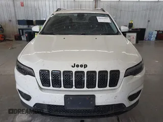 2019 Jeep Cherokee Latitude Plus with VIN 1C4PJMLBXKD294213, listed as a IAAI auction lot 40593826 with 107,332 mi miles. Bid and sale history available at carsss.com. Image 13.
