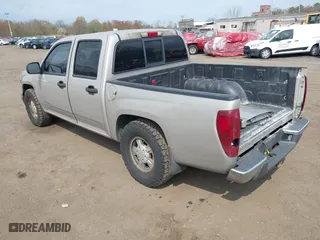 2005 Chevrolet Colorado 1SC LS Z85 with VIN 1GCCS136X58100497, listed as a IAAI auction lot 42061268 with 150,981 mi miles. Bid and sale history available at carsss.com. Image 3.