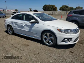 2015 Volkswagen CC R-Line with VIN WVWBP7AN9FE820483, listed as a Copart auction lot 61194153 with 111,077 mi miles. Bid and sale history available at carsss.com. Image 4.