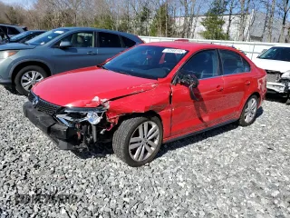 2013 Volkswagen Jetta Autobahn with VIN 3VW4A7AJ1DM262818, listed as a Copart auction lot 52568145 with 111,673 mi miles and Non repairable. Bid and sale history available at DreamBid. Image 1.
