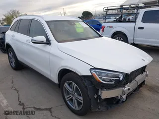 2022 Mercedes-Benz GLC with VIN W1N0G8DB8NG119010, listed as a IAAI auction lot 41734136 with 24,853 mi miles. Bid and sale history available at carsss.com. Image 1.