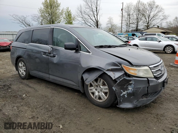 2013 Honda Odyssey LX with VIN 5FNRL5H24DB001080, listed as a Copart auction lot 52790605 with 137,853 mi miles and Salvage Title. Bid and sale history available at carsss.com. Image 4.