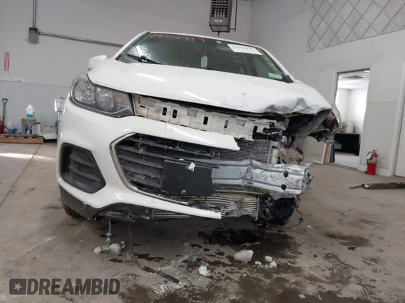 2017 Chevrolet Trax LS with VIN KL7CJNSB3HB127456, listed as a IAAI auction lot 41602979 with 73,564 mi miles. Bid and sale history available at carsss.com. Image 20.