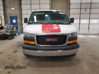 2020 GMC Savana Cargo Van with VIN 1GTW7AFG9L1223393, listed as a Copart auction lot 49453135 with 131,260 mi miles and Salvage Title. Bid and sale history available at carsss.com. Image 5.