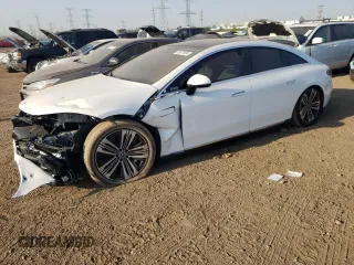2023 Mercedes-Benz EQS with VIN W1KCG2DB9PA033976, listed as a Copart auction lot 70671834 with 7,253 mi miles and Salvage Title. Bid and sale history available at carsss.com. Image 1.