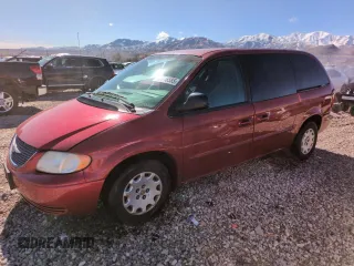 2002 Chrysler Town & Country eL with VIN 2C4GP34322R644608, listed as a Copart auction lot 46716585 with 218,557 mi miles and Clean Title. Bid and sale history available at carsss.com. Image 1.