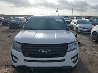 2016 Ford Utility Police Interceptor with VIN 1FM5K8AR5GGA86768, listed as a IAAI auction lot 42140734 with 115,820 mi miles. Bid and sale history available at carsss.com. Image 13.