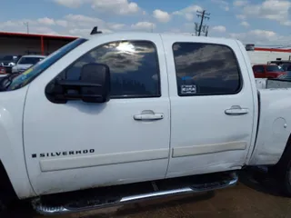 2008 Chevrolet Silverado 1500 LTZ with VIN 3GCEC13JX8G269265, listed as a IAAI auction lot 41866595 with 217,985 mi miles. Bid and sale history available at carsss.com. Image 14.